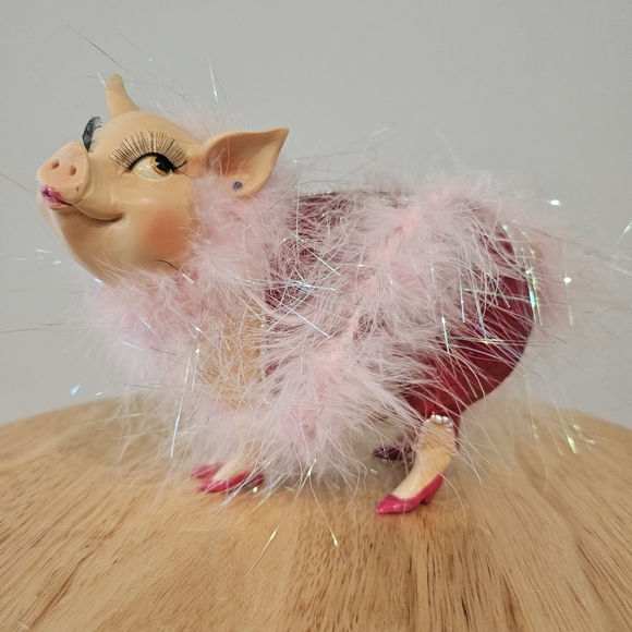 Pig Invasion Sassy Pigs Coin Bank Pink Collectible - Picture 1 of 15